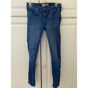 Hollister Super Skinny Jean Size 7s